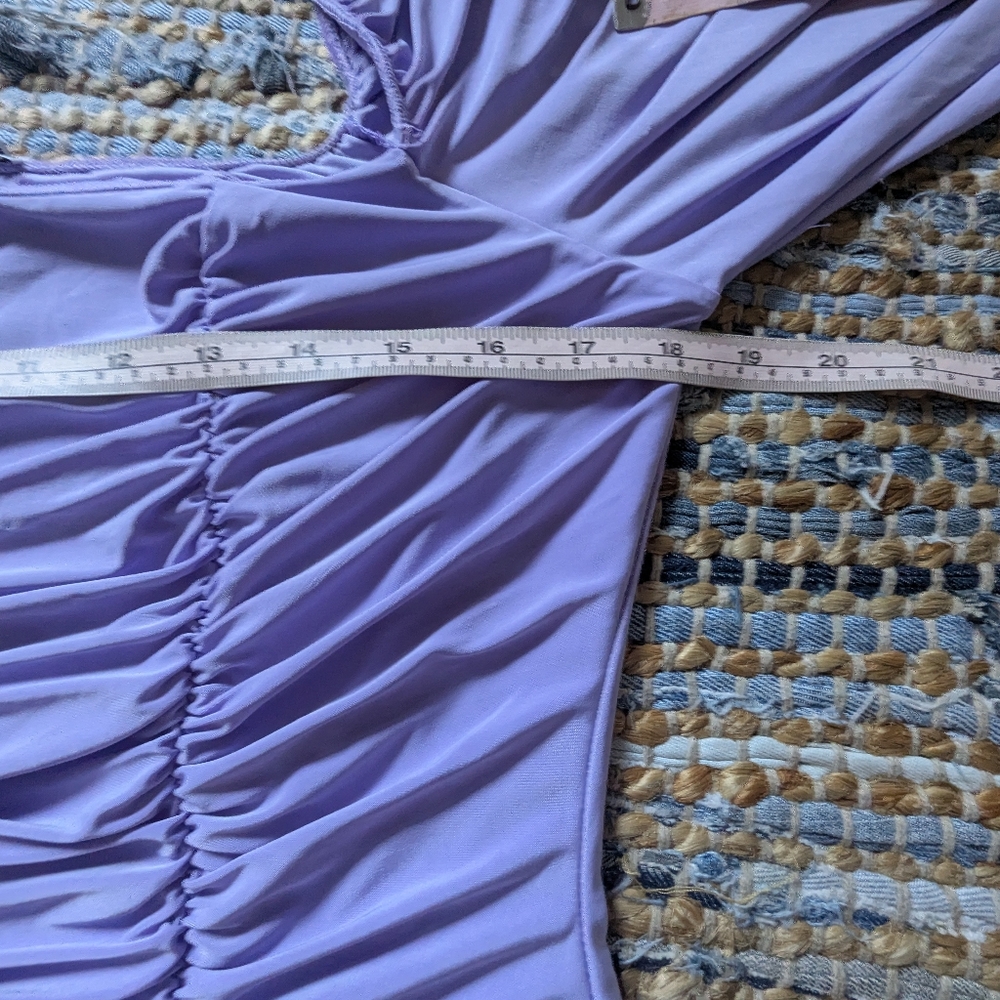 Off-Shoulder Ruched Long Sleeve Top in Lilac - Picture 4 of 5